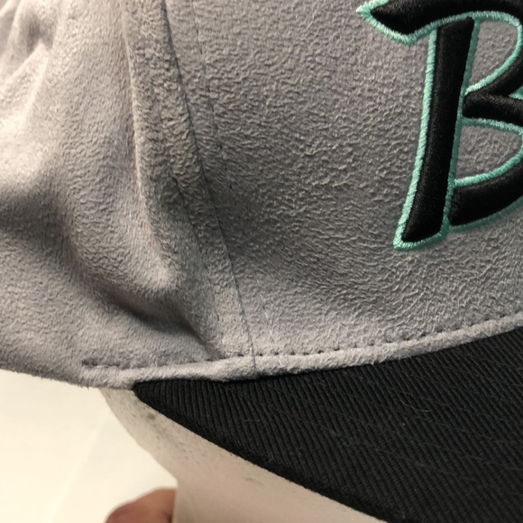 Chicago Bulls Mitchell & Ness Grey,black & green trimSnapback Adjustable hat/cap - Picture 6 of 10